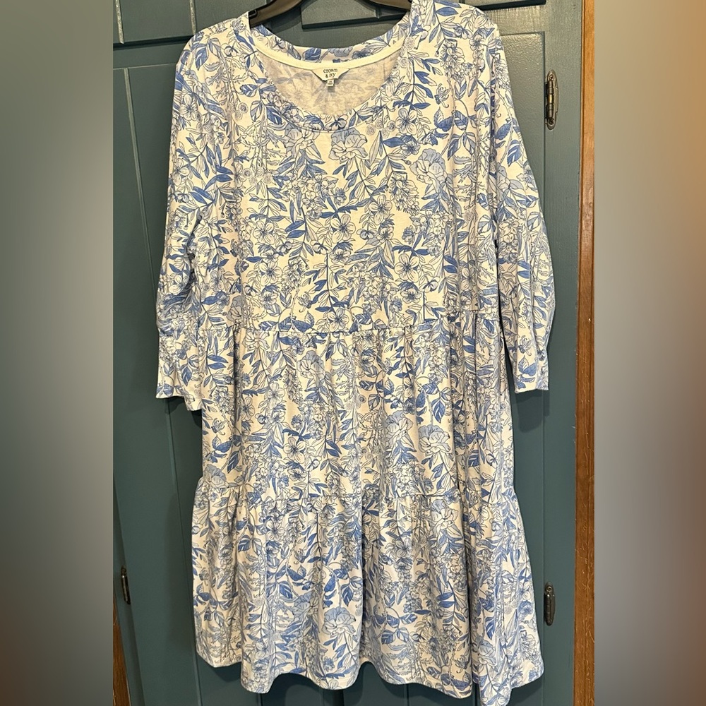 Crown & Ivy Blue and White Floral Dress